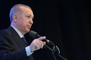 সে যেই হোক, ইরানে আক্রমণ সহ্য করবো না: এরদোয়ান