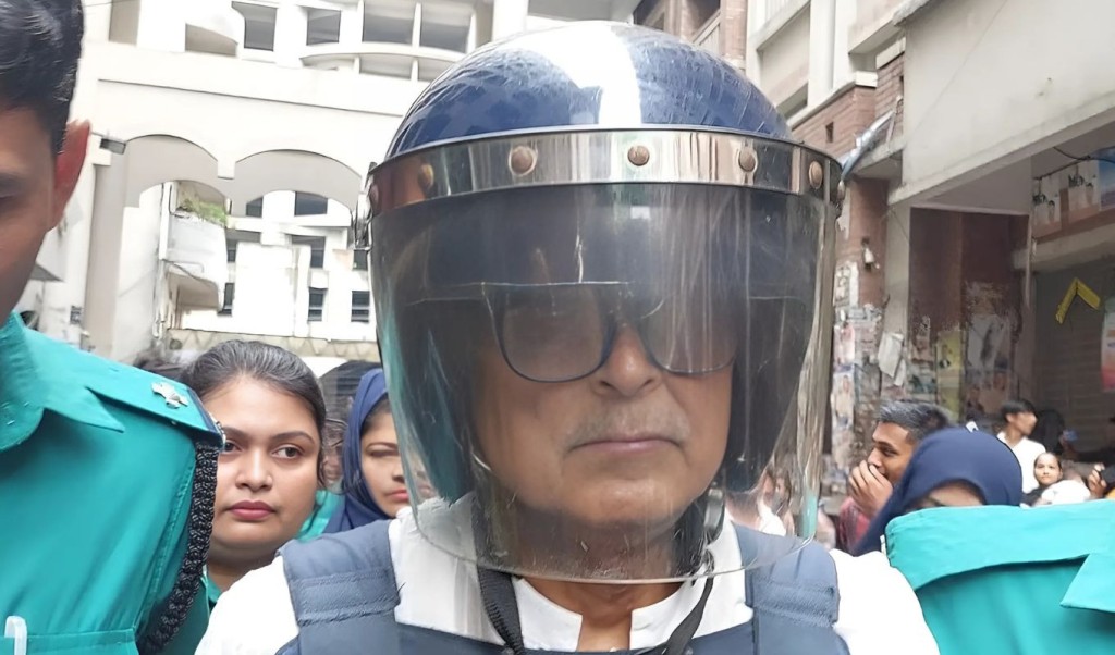 হত্যা মামলায় পাঁচ দিনের রিমান্ডে রাশেদ খান মেনন 1748847704 হত্যা মামলায় পাঁচ দিনের রিমান্ডে রাশেদ খান মেনন