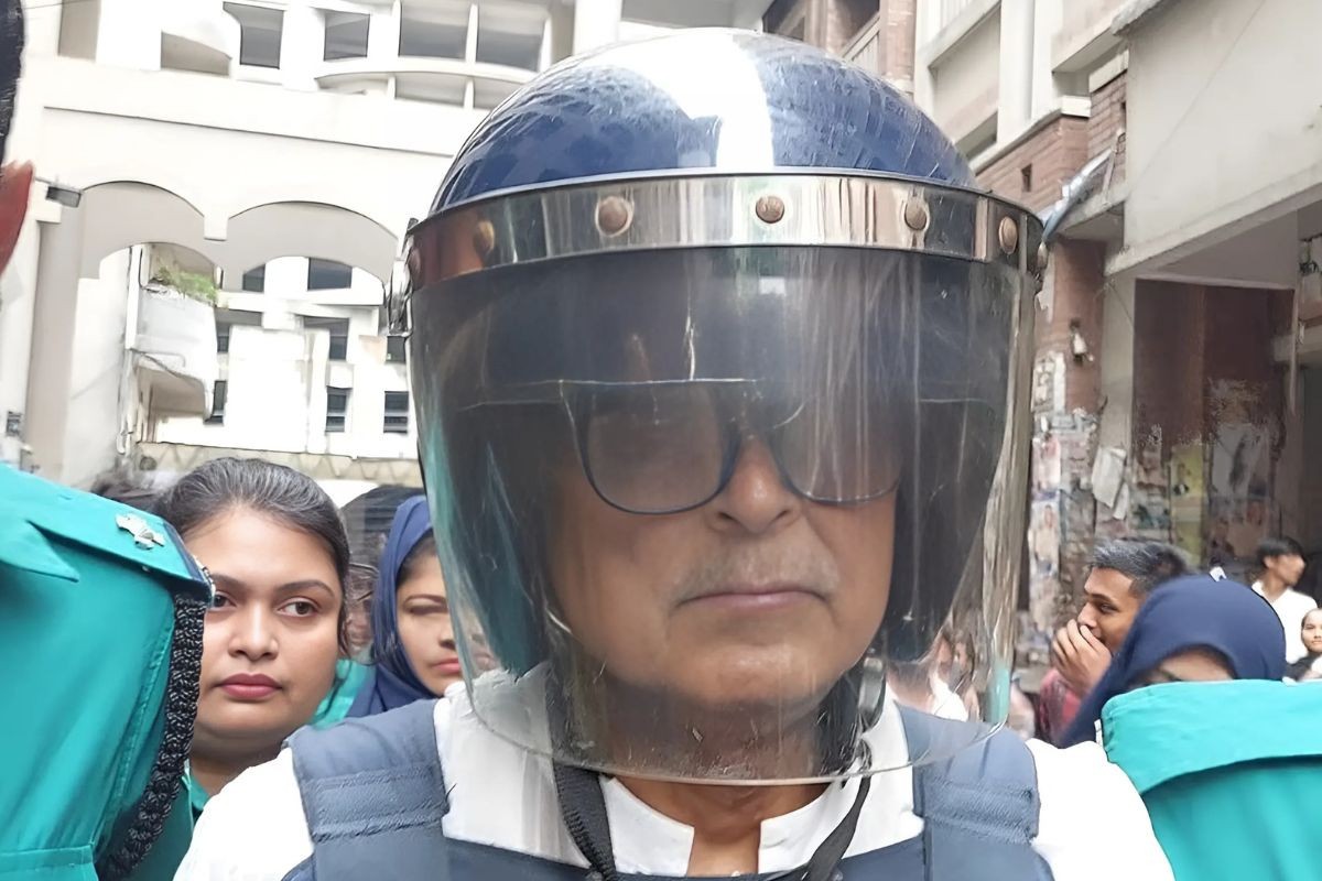 হত্যা মামলায় পাঁচ দিনের রিমান্ডে রাশেদ খান মেনন