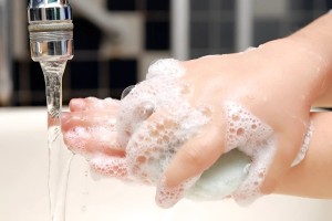 হাত ধোয়ায় বছরে জনপ্রতি খরচ হয় ৩১ হাজার লিটার পানি