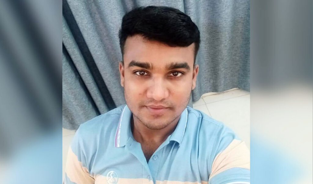 হাতিয়ায় ট্রলারডুবিতে নিখোঁজ পুলিশ সদস্যের লাশ উদ্ধার 1748878861 হাতিয়ায় ট্রলারডুবিতে নিখোঁজ পুলিশ সদস্যের লাশ উদ্ধার