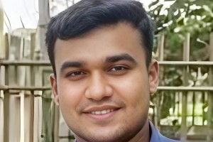 ২৮ ঘণ্টায়ও খোঁজ মেলেনি সেই পুলিশ সদস্যের