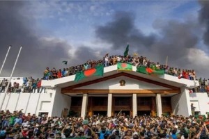 ৫ আগস্ট ছাত্র-জনতার গণঅভ্যুত্থান দিবসে সরকারি ছুটি থাকবে: ফারুকী