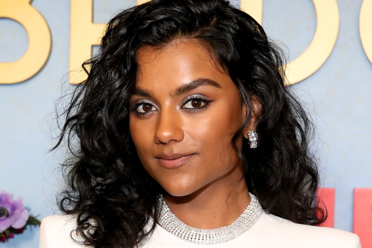 ‘সেক্স এডুকেশন’ তারকা সিমোন অ্যাশলে নতুন আলোচনায়