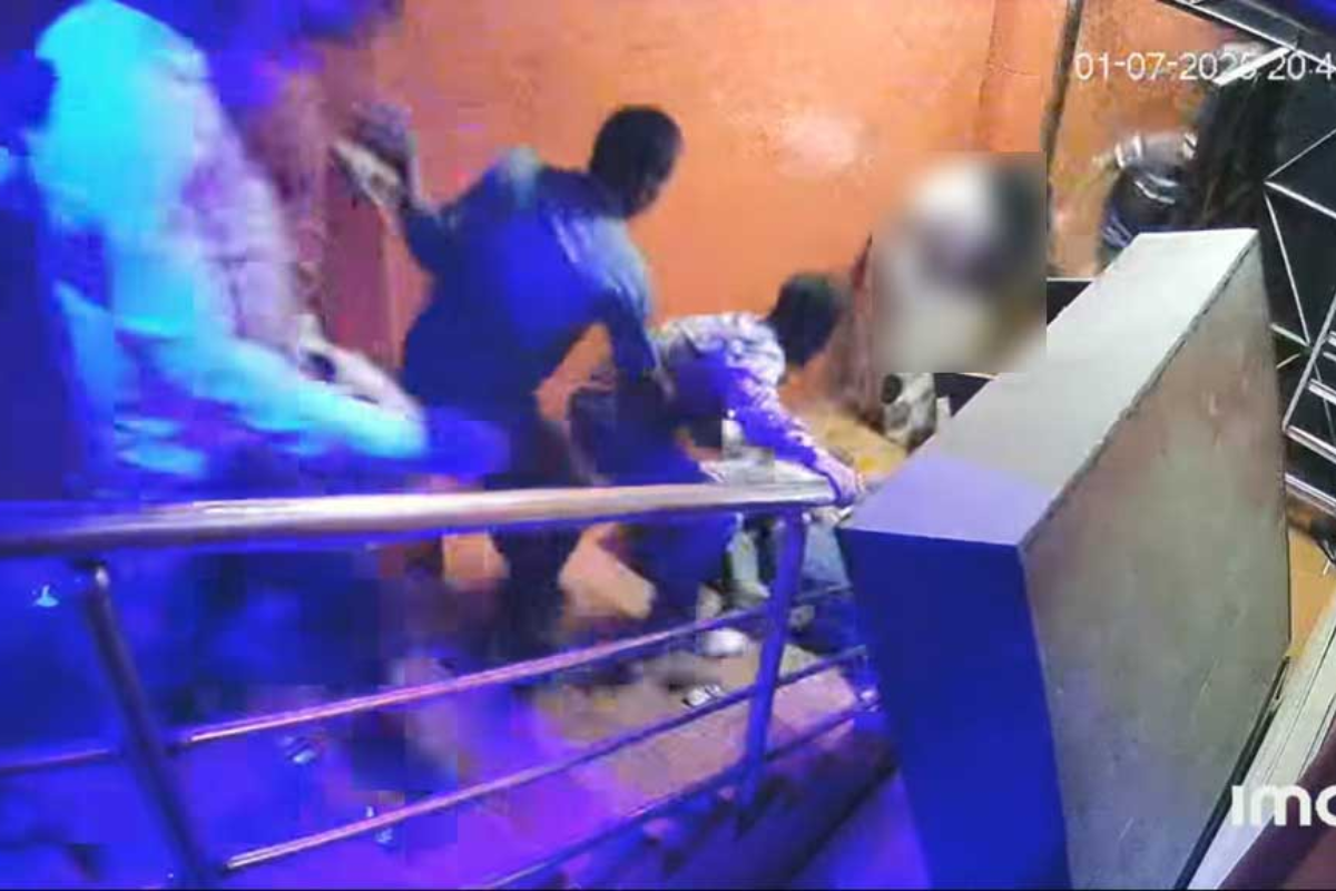 বনানীতে যুবদল নেতার নেতৃত্বে দুই নারীকে দলবদ্ধ হামলা