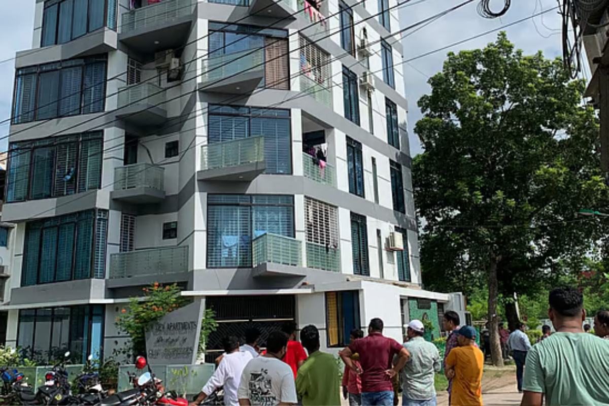 রাজশাহীতে মব তৈরি করে লুটপাটের অভিযোগ ছাত্রদল নেতার বিরুদ্ধে