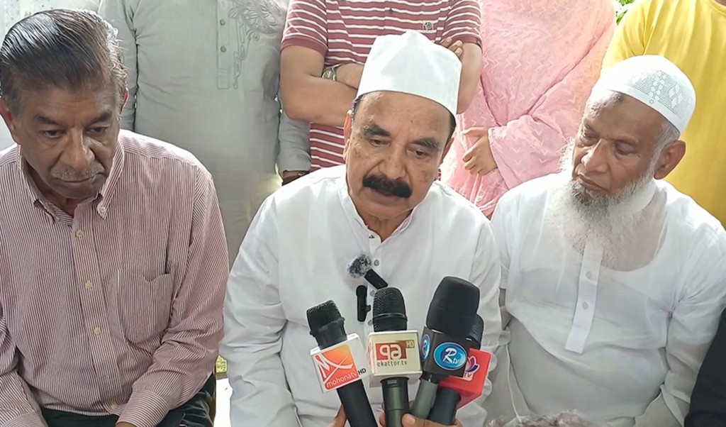 ‘জামায়াত কেয়ামত পর্যন্ত ক্ষমতায় আসতে পারবে না’ — গয়েশ্বর 3 গয়েশ্বর