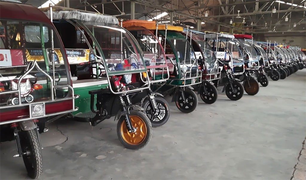 অটো 1753946110 অটোরিকশার নিবন্ধন-চালকের লাইসেন্স বাধ্যতামূলক হচ্ছে