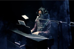 অনলাইন আধিপত্যের যুগে সিডি অ্যালবাম আনলেন বাপ্পা মজুমদার