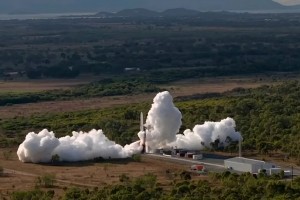 ১৪ সেকেন্ডেই ভেঙে পড়ল অস্ট্রেলিয়ার তৈরি প্রথম রকেট ‘এরিস’
