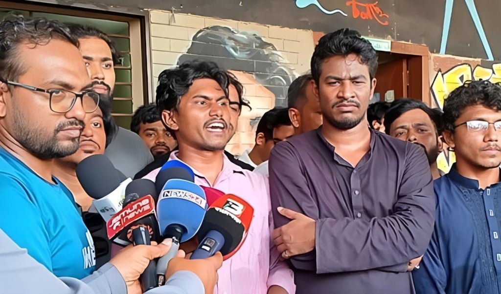 আ. লীগ আমলের সব ওসিকে বরখাস্ত ও বিচারের দাবি এনসিপির রাফির 1751780160 আ. লীগ আমলের সব ওসিকে বরখাস্ত ও বিচারের দাবি এনসিপির রাফির