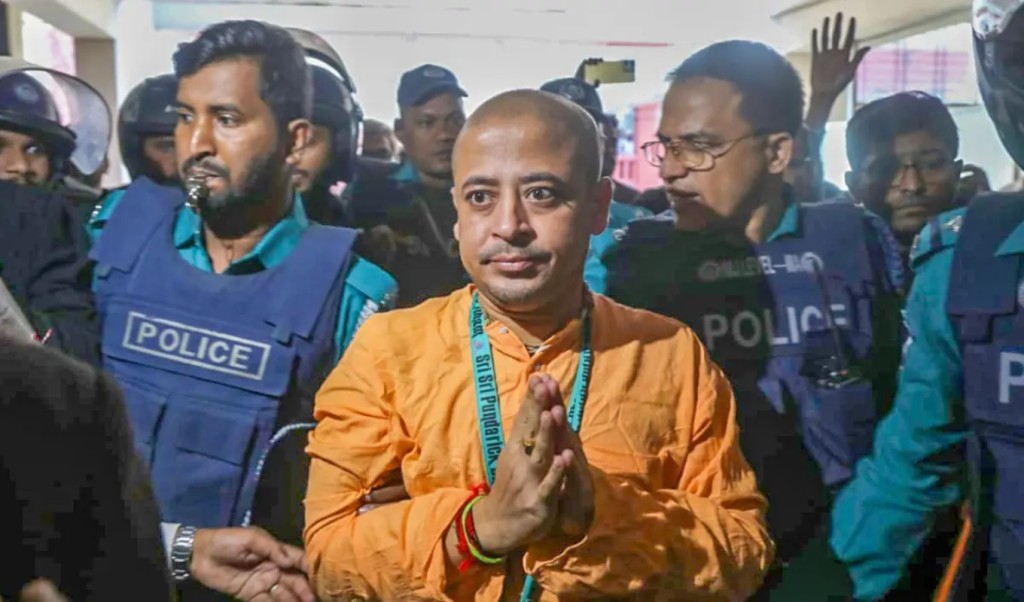আইনজীবী হত্যা ও সহিংসতার পাঁচ মামলায় চিন্ময়ের জামিন নামঞ্জুর 4 চিন্ময় কৃষ্ণ দাস