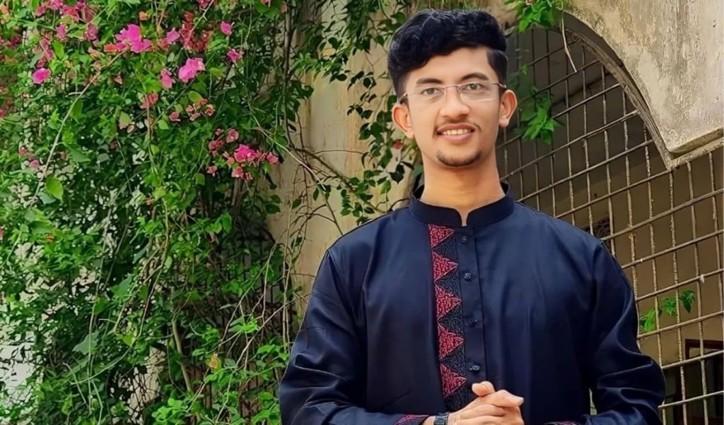 আগস্ট মাসের ২ তারিখে ক্যাশ হওয়ার কথা ছিলো 1753860879 ‘সমন্বয়ক রিয়াদের আড়াই কোটি টাকার চেক আগস্টের ২ তারিখ ক্যাশ হওয়ার কথা ছিলো'