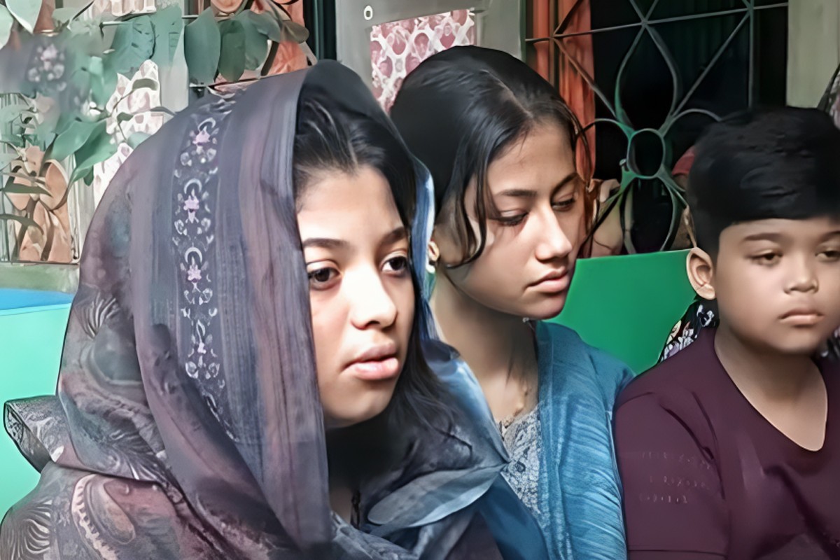 ‘আমরা এখন কোথায় গিয়ে দাঁড়াব’