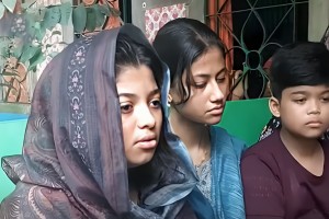 ‘আমরা এখন কোথায় গিয়ে দাঁড়াব’