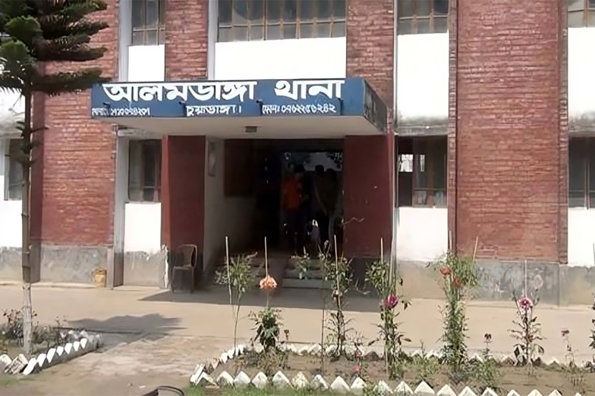 চুয়াডাঙ্গায় সড়ক দুর্ঘটনায় ৩ জনের মর্মান্তিক মৃত্যু