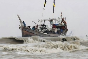 উত্তাল হয়ে উঠতে পারে সাগর, ৩ নম্বর সতর্ক সংকেত