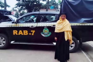 এক লাখ ইয়াবাসহ নারী আটক