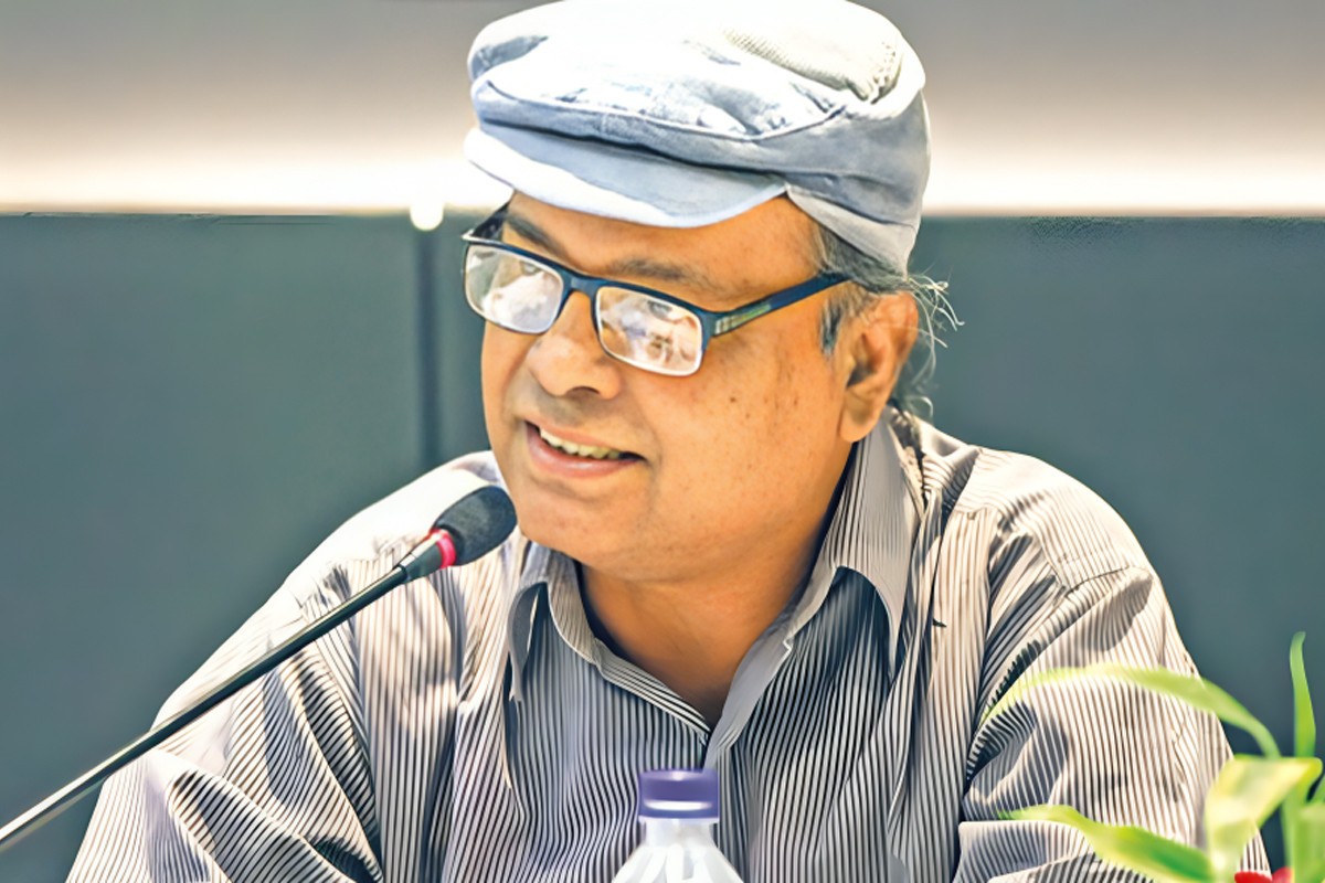 গণঅভ্যুত্থানে গিয়ে সাধারণ মানুষ প্রতারিত হয়েছে : এম এম আকাশ