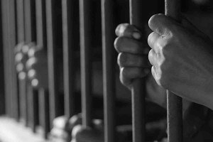 কারাগারে চাপ কমাতে ১০ হাজার বন্দিকে মুক্তির পরিকল্পনা