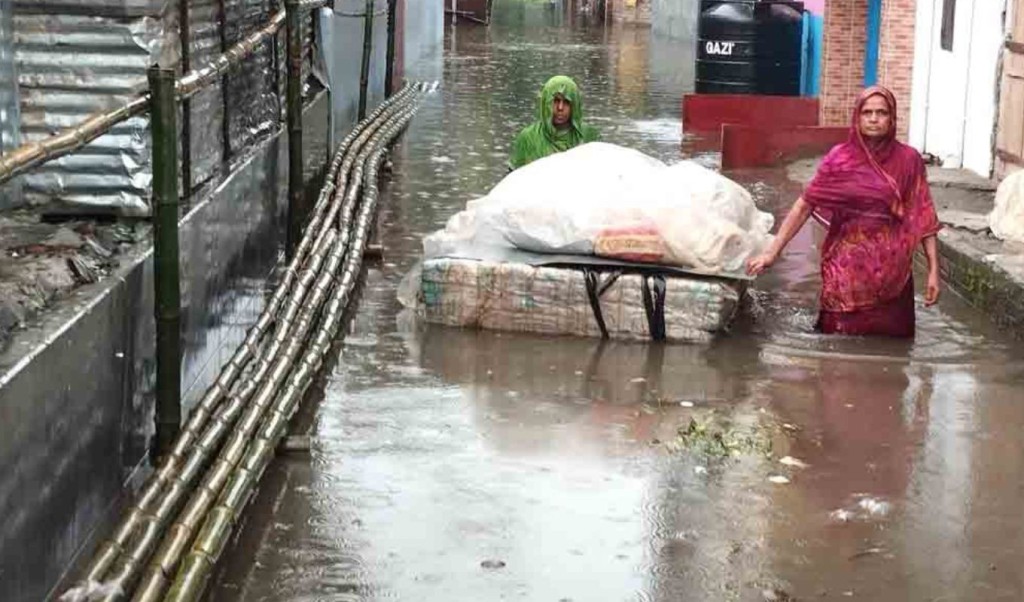 কেশবপুরে পানিবন্দি ১০ হাজার মানুষ 1752741396 কেশবপুরে পানিবন্দি ১০ হাজার মানুষ