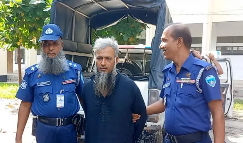 খতিবের উপর হামলার আসামী 1752394621 মসজিদের ভেতর খতিবের ওপর হামলা: আসামি কারাগারে