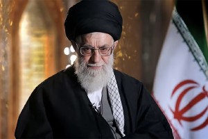 খামেনিকে হত্যার হুমকি, ইরানে ফের হামলার ইঙ্গিত