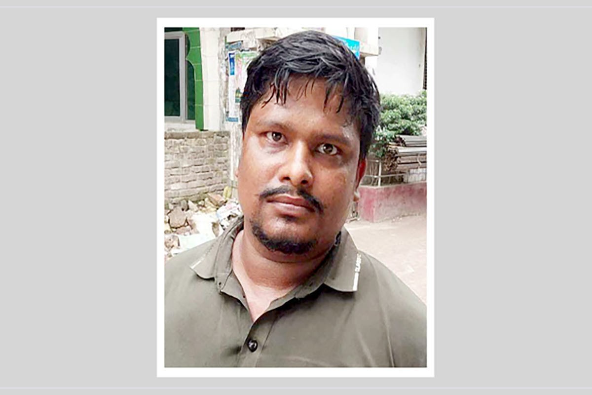 চুরি করা গহনা পরে স্ত্রীর টিকটক, ভিডিও দেখে স্বামী গ্রেপ্তার