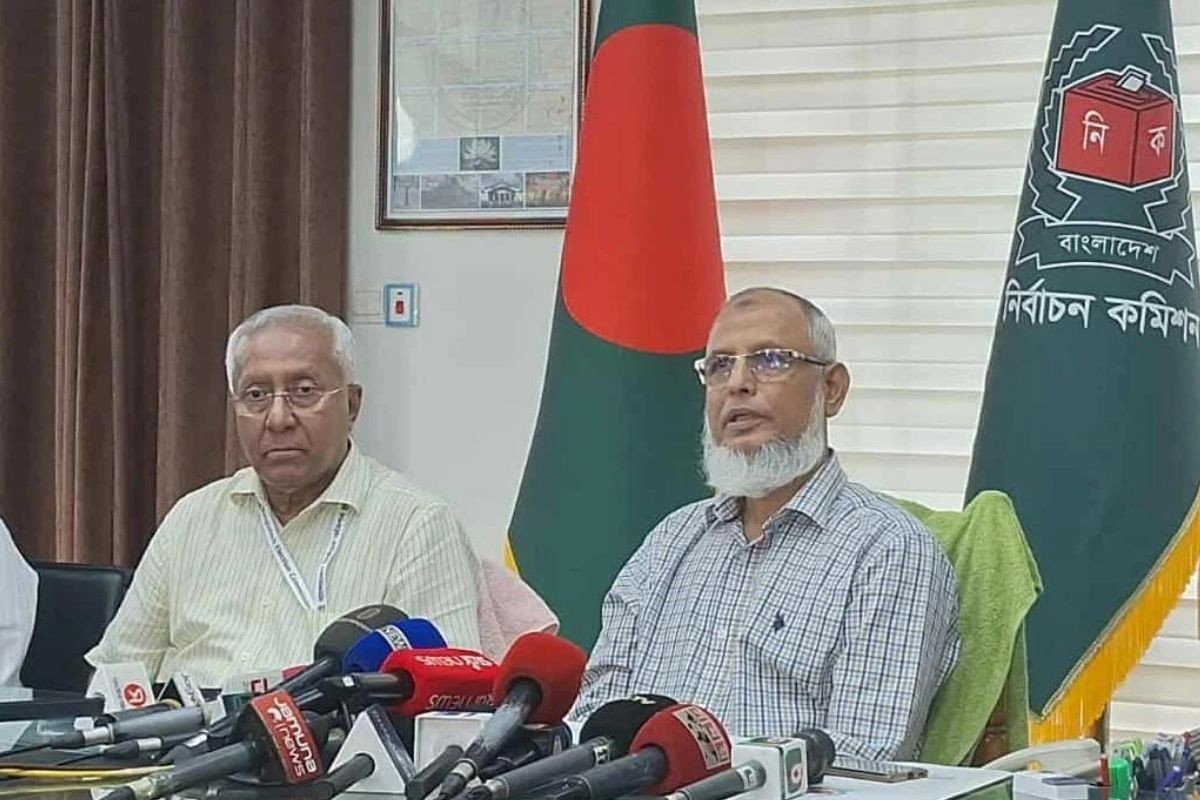 গাজীপুরে আসন বাড়বে, কমবে বাগেরহাটে: ইসি