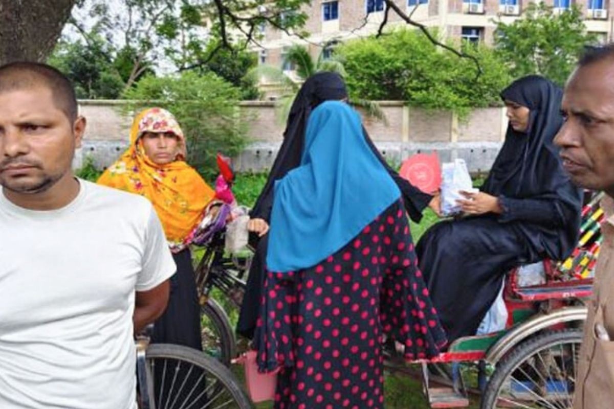 গোপালগঞ্জে বাবাকে দ্বিতীয় বিয়ে করিয়ে ফেরার পথে ছেলে গ্রেপ্তার