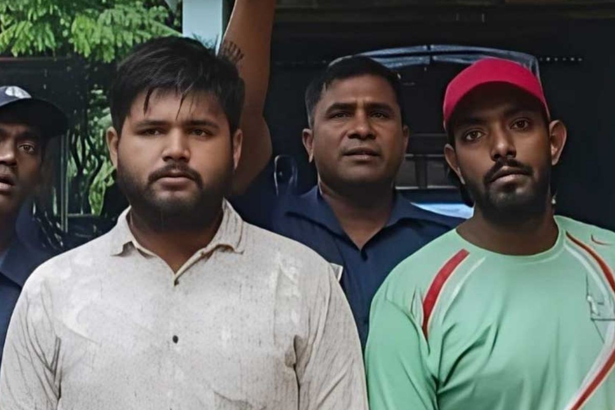 চাঁদা না দেওয়ায় সরকারি অফিসের গেট নির্মাণে বাধা, গ্রেপ্তার ২