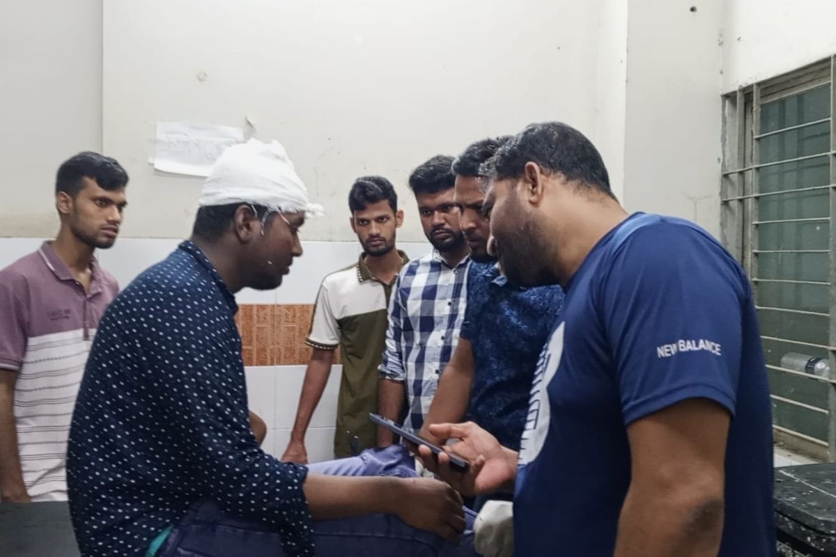 চুয়াডাঙ্গায় ট্রাকের চাপায় ইজিবাইকের চালকসহ নিহত ৩