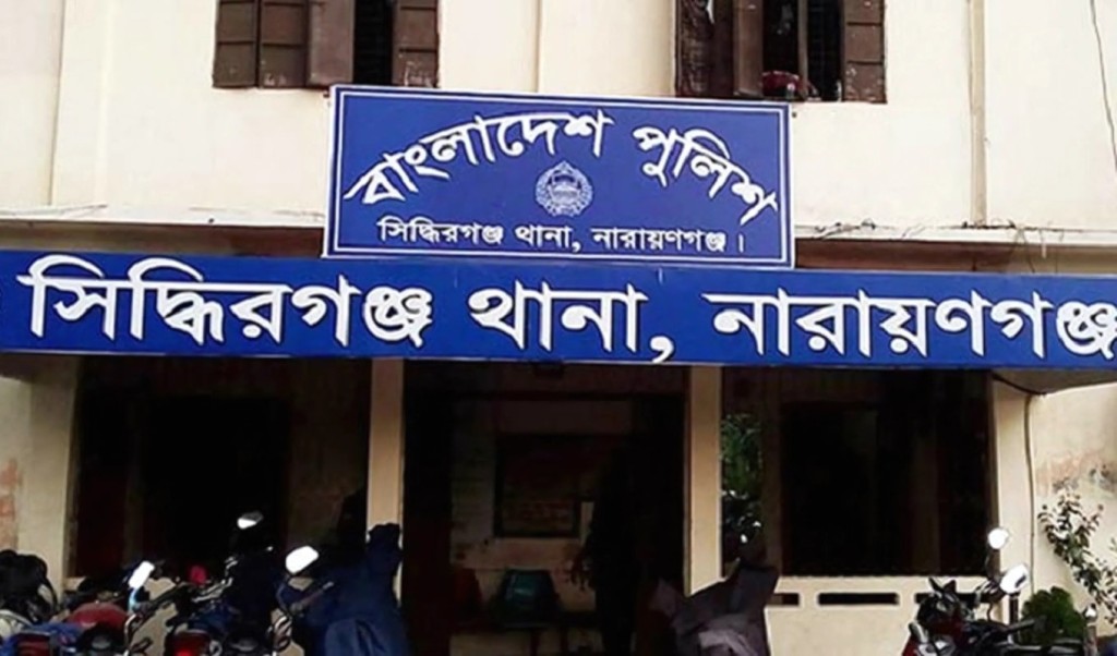 চুরির টাকা ভাগাভাগির দ্বন্দ্বে যুবককে হত্যার ঘটনায় গ্রেপ্তার ৩ 1752914849 চুরির টাকা ভাগাভাগির দ্বন্দ্বে যুবককে হত্যার ঘটনায় গ্রেপ্তার ৩