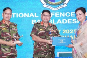 জাতি গঠনের চ্যালেঞ্জ মোকাবিলায় কৌশলগত নেতৃত্ব গুরুত্বপূর্ণ: সেনাপ্রধান