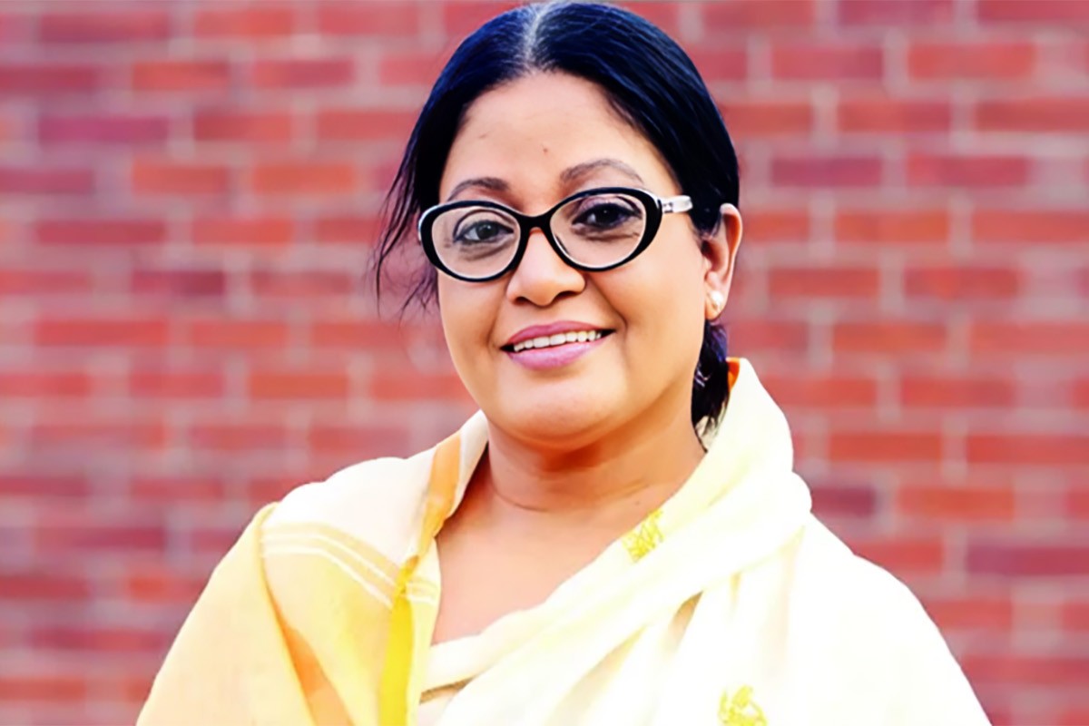 ৭০ বছরে পা রাখলেন অভিনেত্রী ডলি জহুর