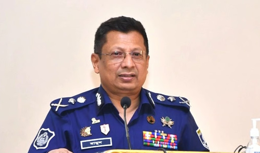 স্বরাষ্ট্রমন্ত্রীর ‘জিন’ ছিলেন ডিবির হারুন: সাবেক আইজিপির জবানবন্দি 4 সাবেক আইজিপি