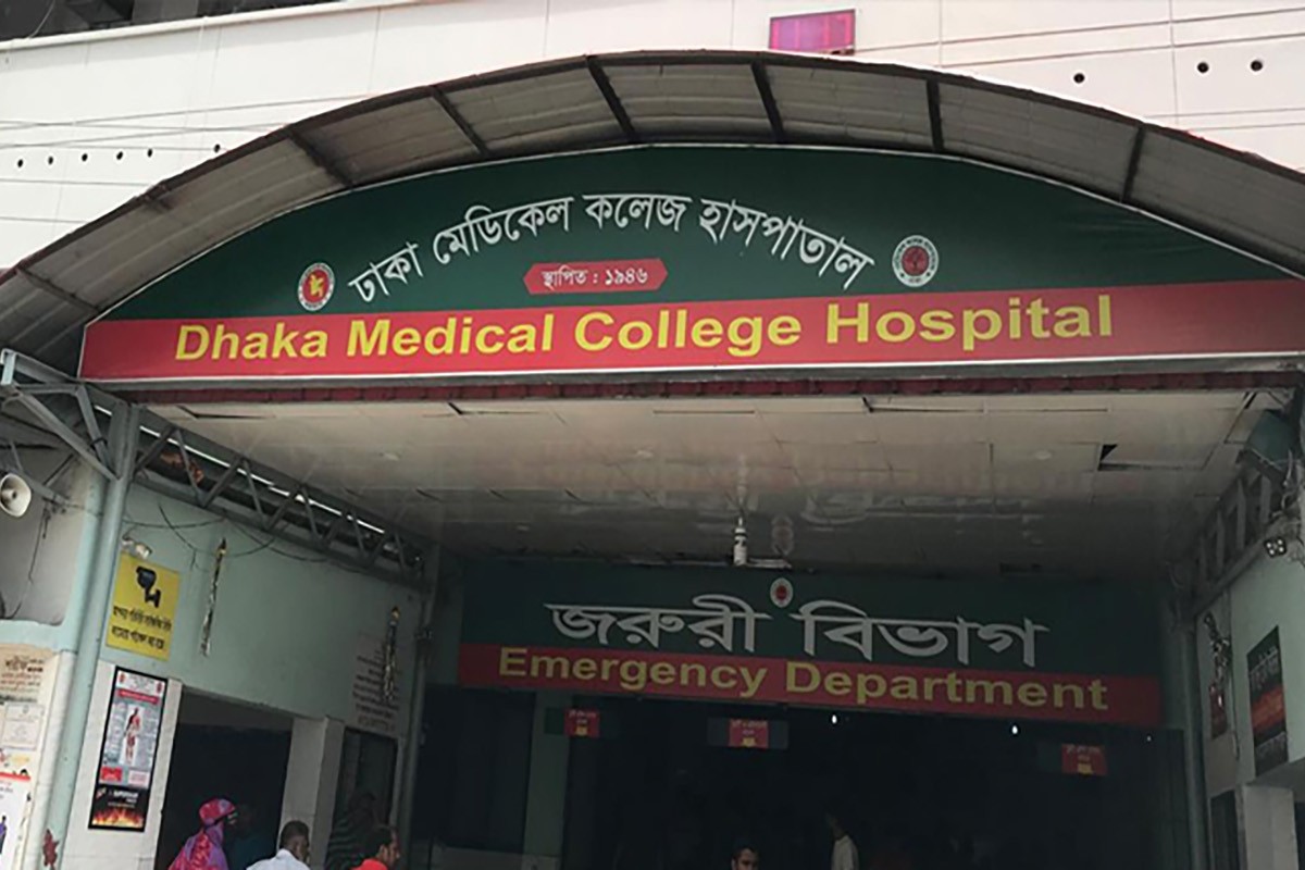 রাজধানীতে বেপরোয়া বাসের ধাক্কায় মোটরসাইকেল আরোহী নিহত