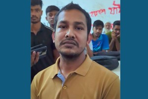 ঢাবির হল থেকে কেন্দ্রীয় ছাত্রলীগ নেতা আটক