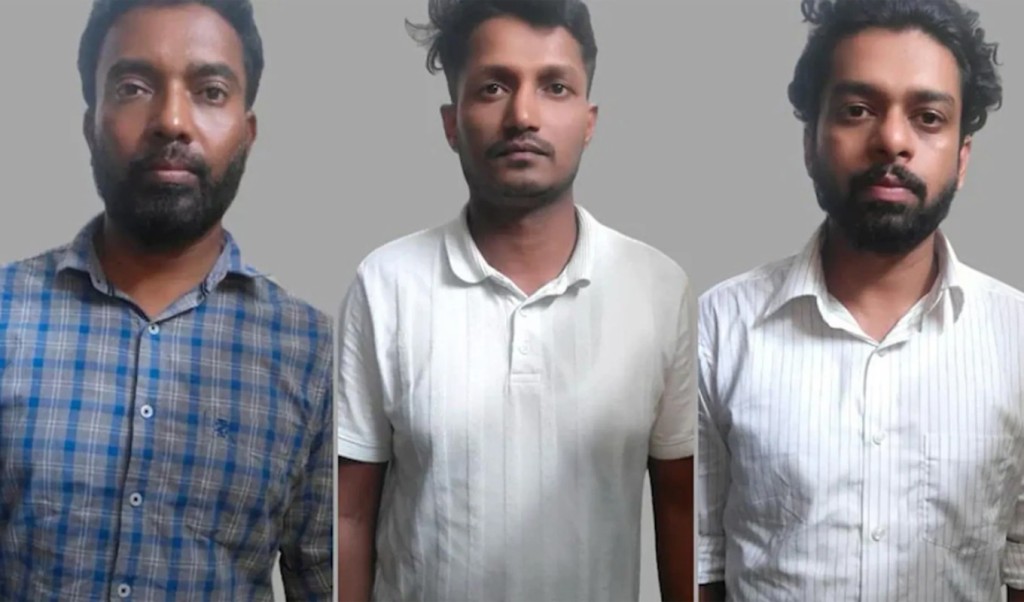 তিন শিক্ষক মিলে কলেজছাত্রীকে একাধিকবার ধর্ষণ 3 তিন শিক্ষক মিলে কলেজছাত্রীকে একাধিকবার ধর্ষণ 1752595500 তিন শিক্ষক মিলে কলেজছাত্রীকে একাধিকবার ধর্ষণ