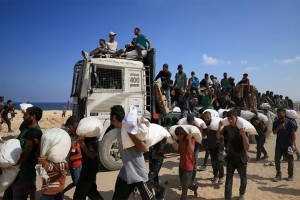 ত্রাণ নিতে এসে নিহত আরও ৬৭ ফিলিস্তিনি