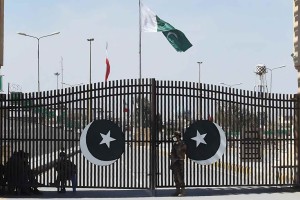 ইরানে অবৈধ প্রবেশকালে পাকিস্তান সীমান্তে ৩৩ বাংলাদেশি আটক