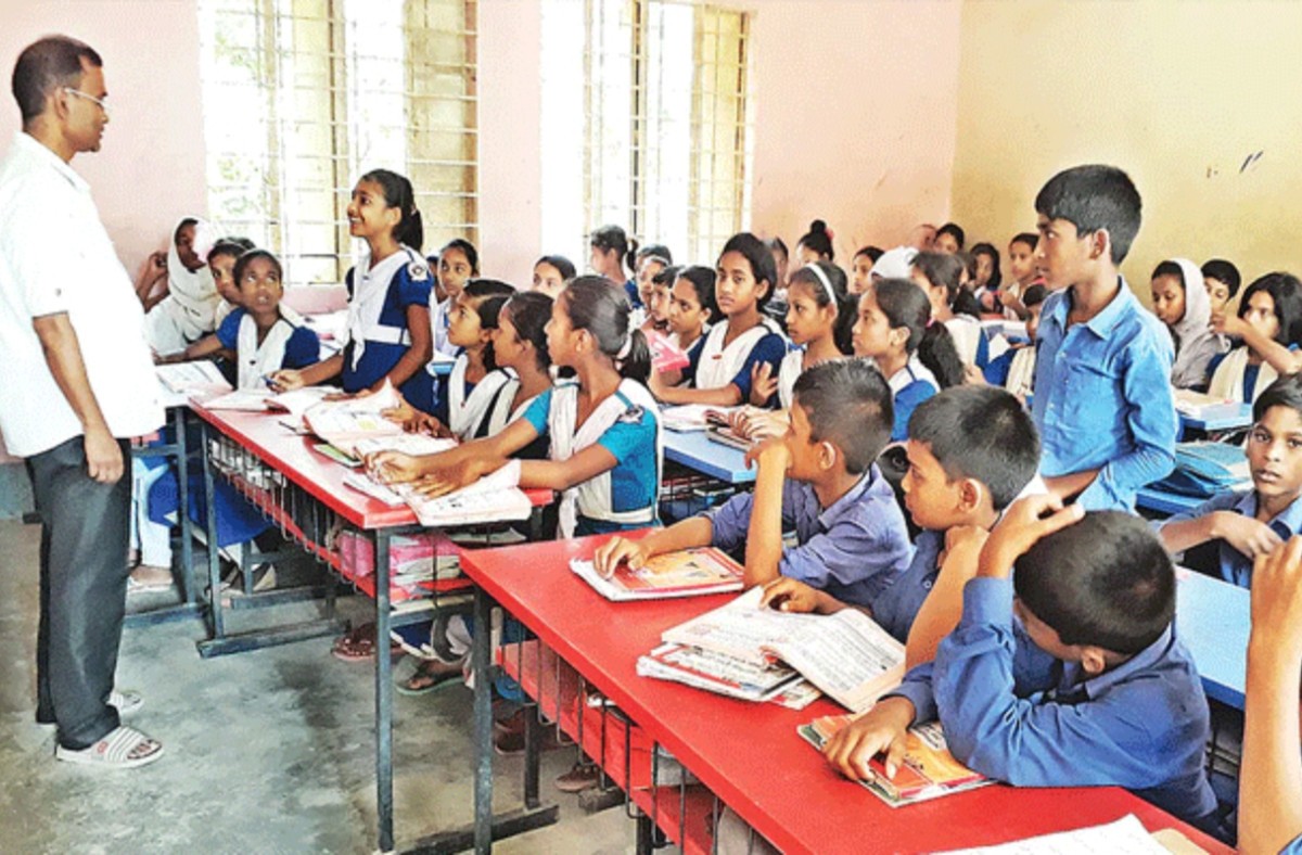 প্রাথমিক বিদ্যালয়ের শিক্ষকদের বদলি আবেদন শুরু