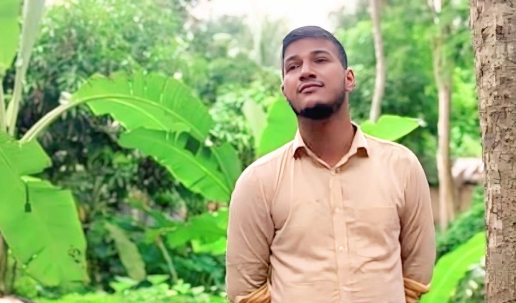 শরীয়তপুরে প্রেমিকার বিয়ে ভাঙতে গিয়ে গণধোলাইয়ের শিকার যুবক 4 প্রেমিকার বিয়ে ভাঙতে গিয়ে গণধোলাই 1751861268 শরীয়তপুরে প্রেমিকার বিয়ে ভাঙতে গিয়ে গণধোলাইয়ের শিকার যুবক