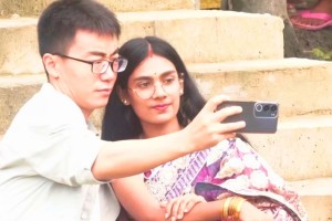 ফেসবুকে পরিচয়, খুলনায় এসে বিয়ে করলেন চীনা যুবক