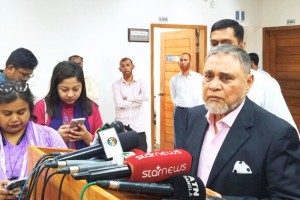 বিগত তিন নির্বাচনকে ‘বৈধ’ বলা বিদেশি পর্যবেক্ষকদের সুযোগ দেওয়া হবে না: সিইসি