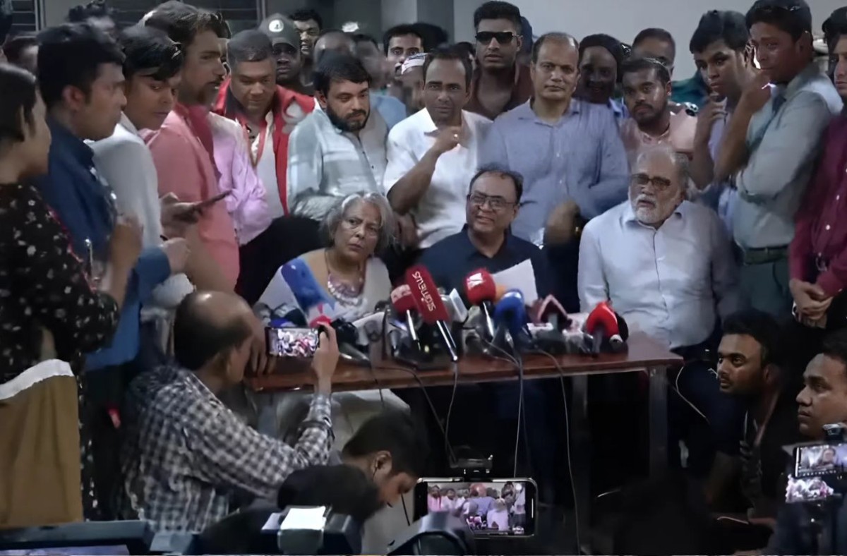 বিমান বিধ্বস্ত: সাত জনের মরদেহ শনাক্তে লাগবে ডিএনএ টেস্ট