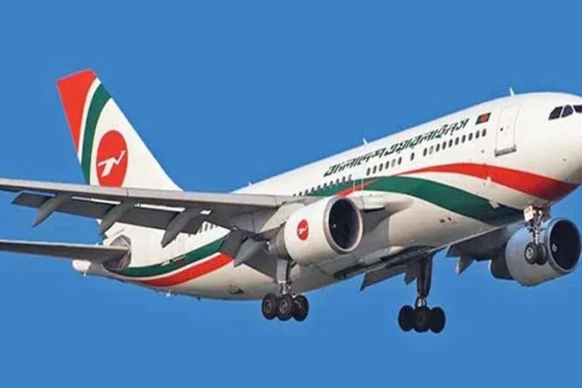 বিমানে ফের যান্ত্রিক ত্রুটি, মাঝ আকাশ থেকে ফিরে এলো ঢাকা-দাম্মাম ফ্লাইট