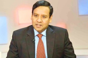 বেহেশত-দোজখের মাঝামাঝি অবস্থানে সরকার: রনি