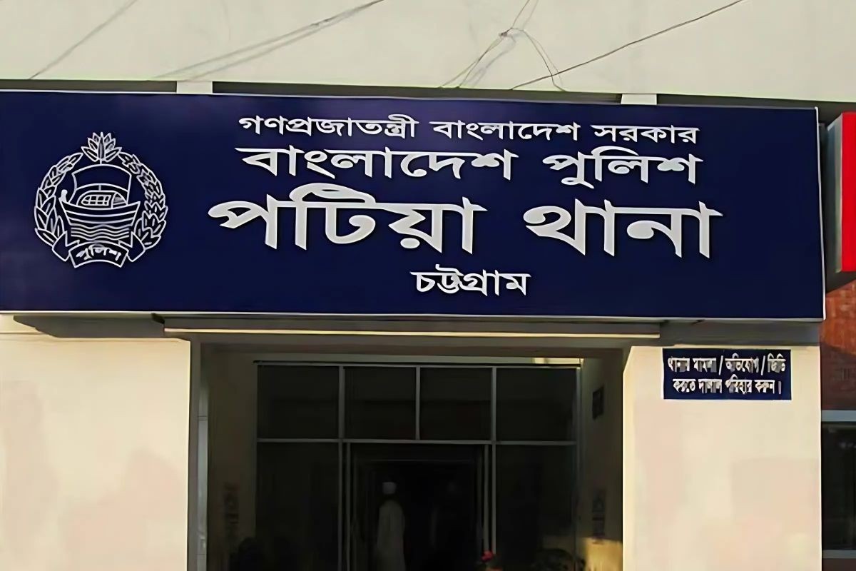 মামলাবিহীন ছাত্রলীগ নেতাকে গ্রেপ্তার না করায় পুলিশের সঙ্গে বৈছাআ’র সংঘর্ষ, আহত ১১
