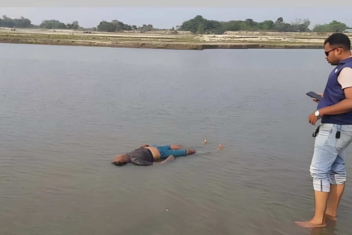 ব্রহ্মপুত্র নদ থেকে অজ্ঞাত যুবকের মরদেহ উদ্ধার